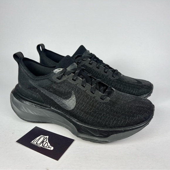 Nike Zoom Invincible Run 3 Flyknit Triple Black Women’s Sneakers Size 10 - Picture 2 of 10